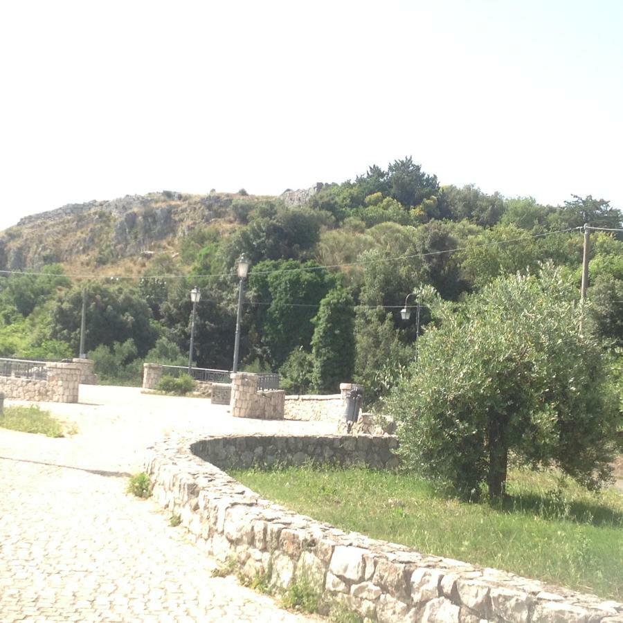 Tra Norba e Norma Exterior foto